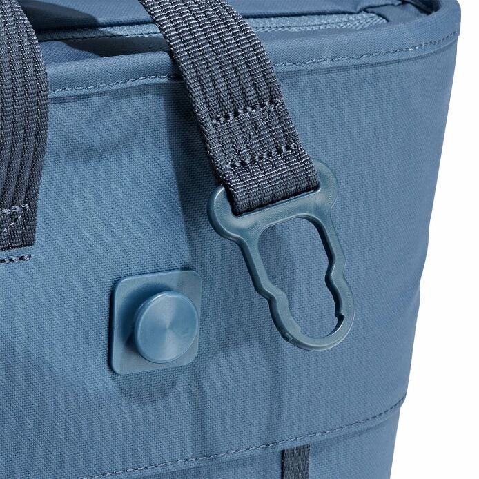 carryouttm-soft-cooler-tote-30-l-t3 250815_hydro_cooler_details_14841_6.jpg
