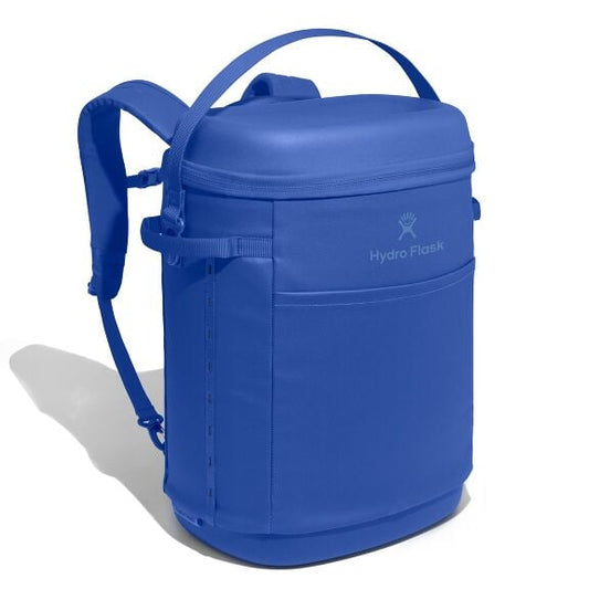 carryouttm-backpack-22-l-j7 18pco382_carryout_backpack_22l_capri_blue_angled_1.jpg