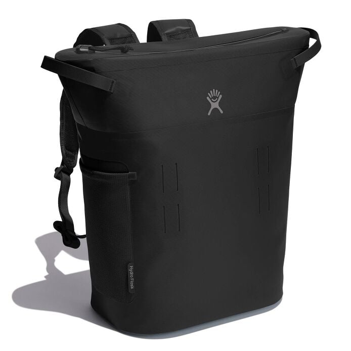 20-l-day-escapetm-pack-b3 20-l-day-escape-soft-cooler-pack-black-angled_1.jpg