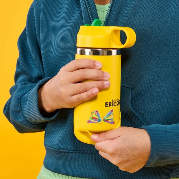 kids-12-oz-bottle-world-of-eric-carletm-t6 7-lifestyle.jpeg
