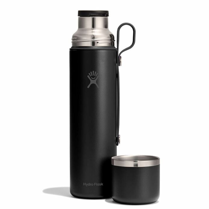 36-oz-hot-flask-and-cup-y7 flc36001_36ozhotflaskcup_black_straighton_cup.jpg