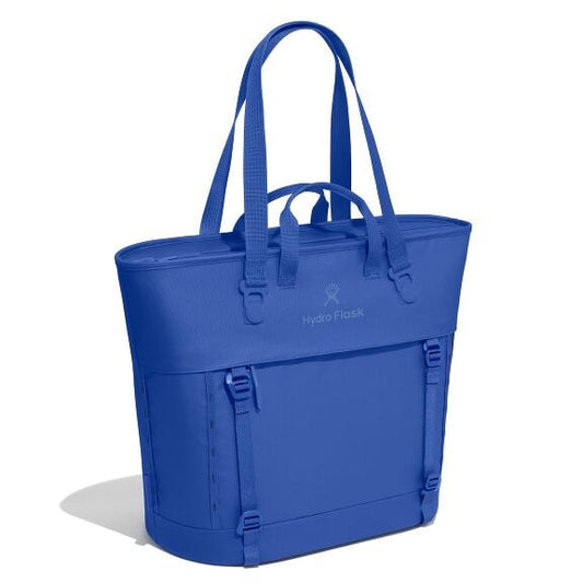 carryouttm-soft-cooler-tote-30-l-t3 maxiit382_carryout_tote_30l_capri_blue_angled_1.jpg
