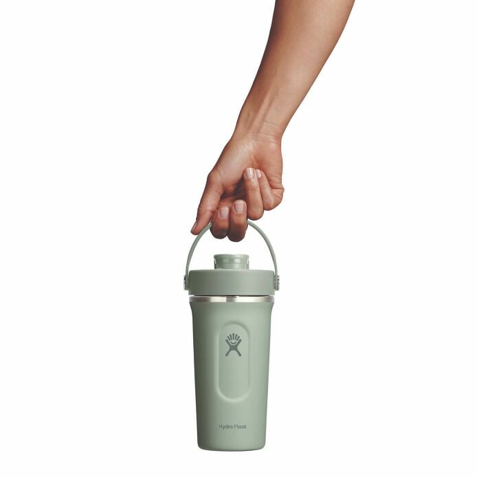 gym-bundle-i3 mxcc24374_24ozinsulatedshakerbottle_agave_hb_1.jpg