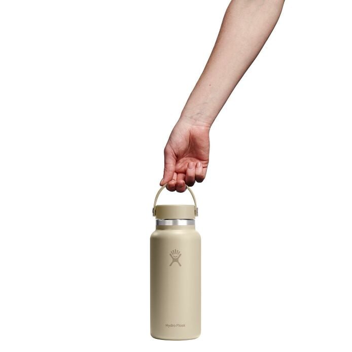 32-oz-wide-mouth-bottle-l0 w32cts114_32ozwideflexcap_oat_hb_1.jpg